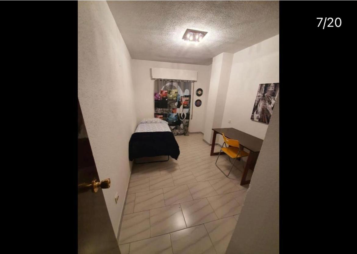 Paris Apartment อัลกาลาเดเอนาเรส ภายนอก รูปภาพ