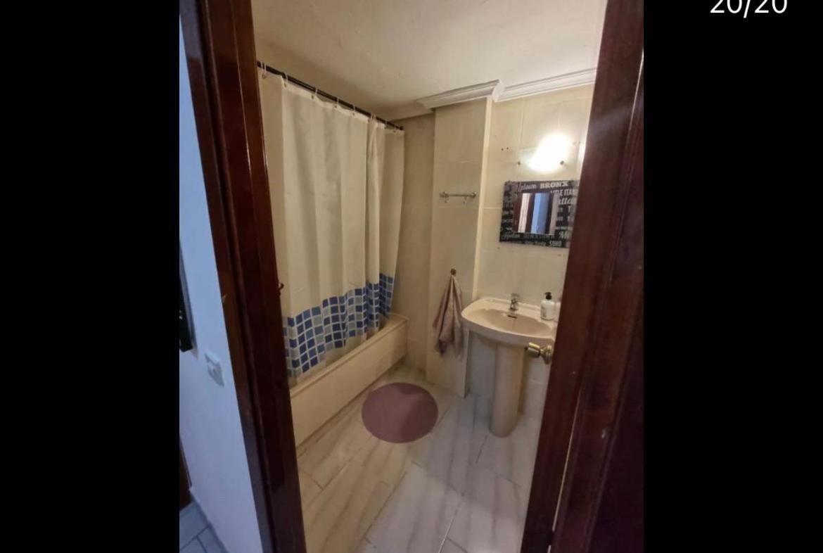 Paris Apartment อัลกาลาเดเอนาเรส ภายนอก รูปภาพ