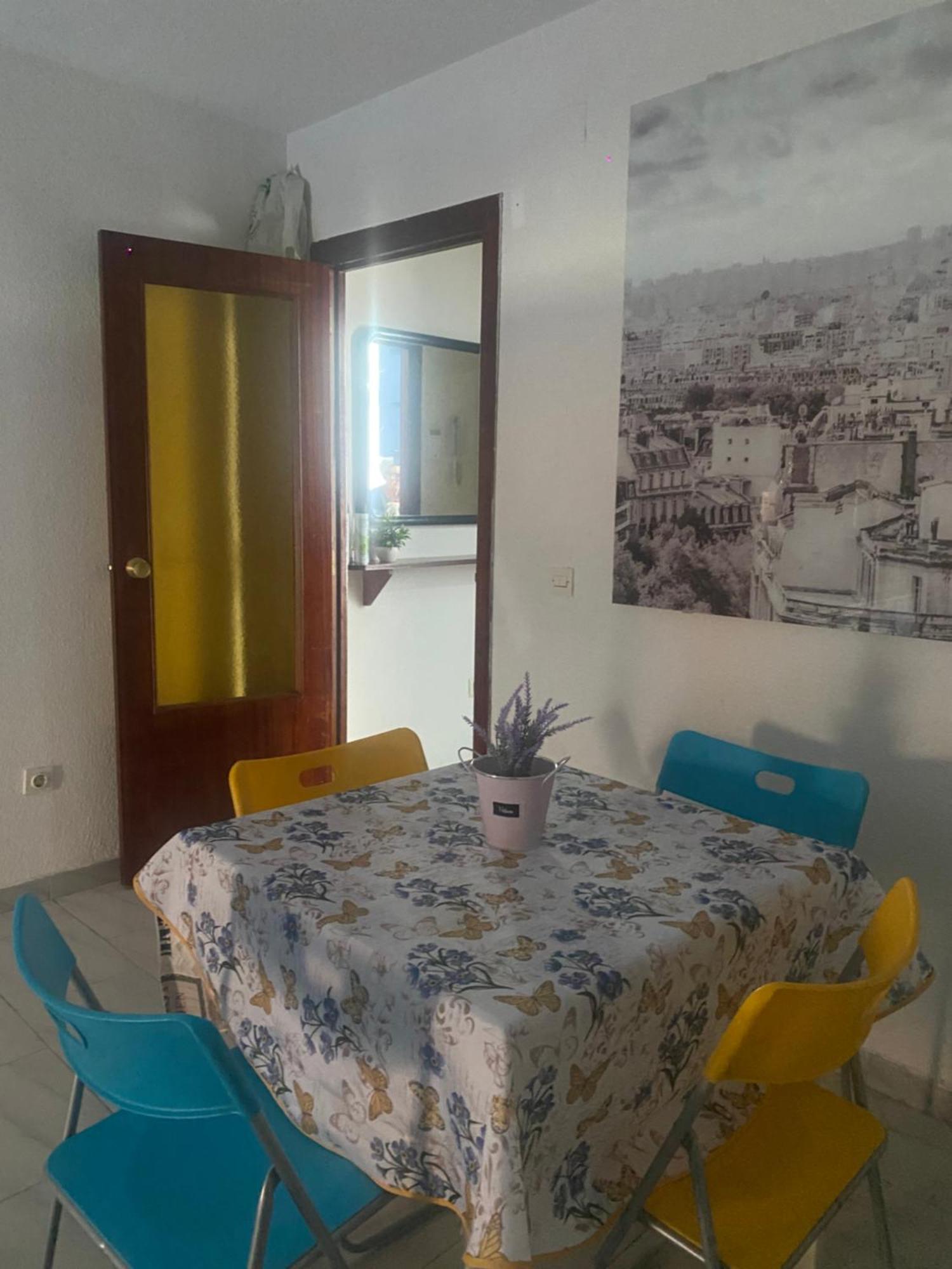 Paris Apartment อัลกาลาเดเอนาเรส ภายนอก รูปภาพ